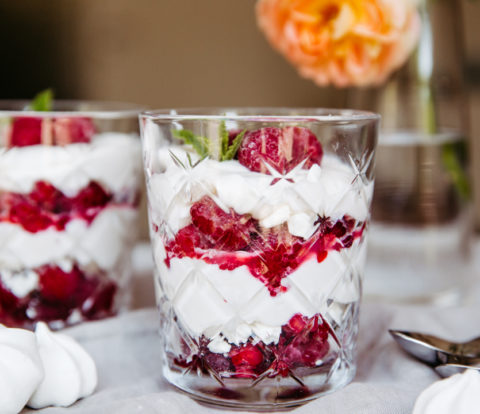 Himbeeren Quark Dessert mit Baiser