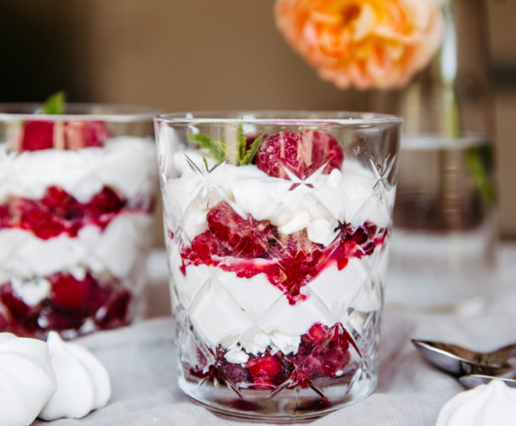 Himbeeren Quark Dessert mit Baiser